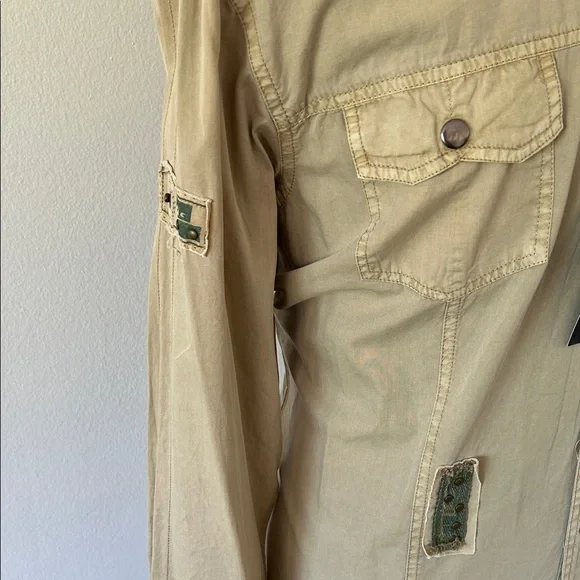 Men's Casual Button Down Shirt - Tan - Picture 3 of 16